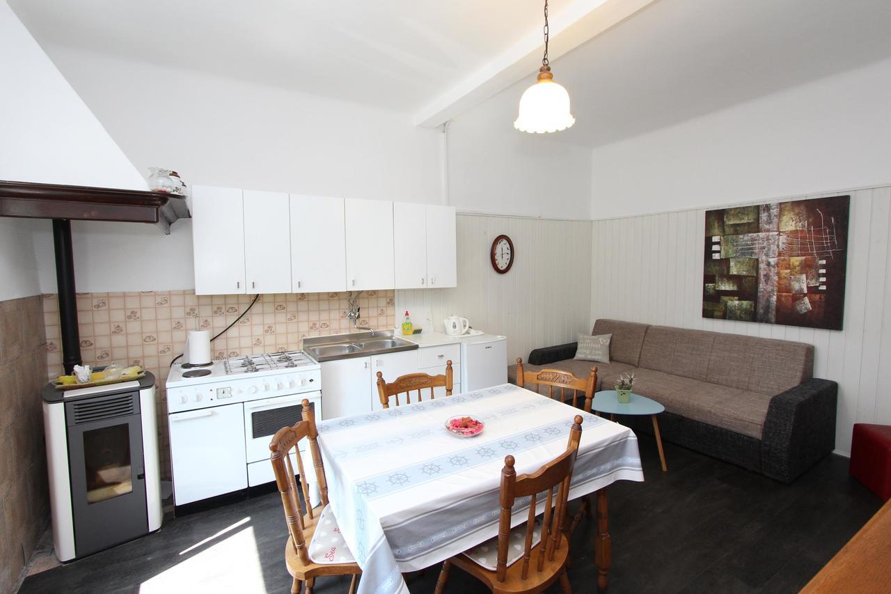 Apartments Rosanna Rovinj Exterior photo