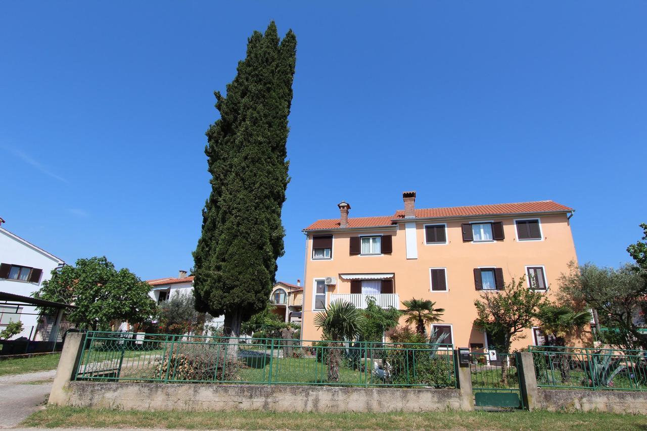 Apartments Rosanna Rovinj Exterior photo