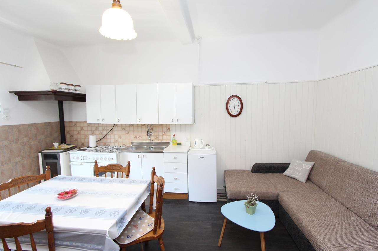 Apartments Rosanna Rovinj Room photo